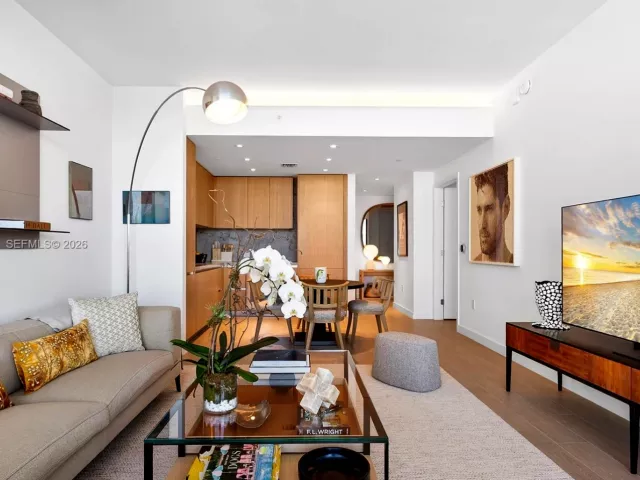 Продажа квартиры #2004 - фото 7248686