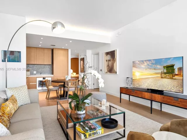 Продажа квартиры #2004 - фото 7248688