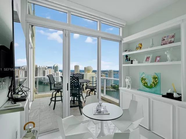 Квартира в аренду номерPH210 - фото 7249955