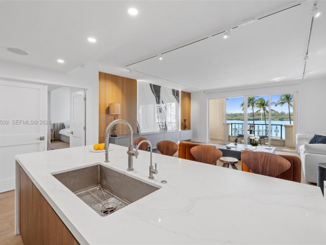 Продажа квартиры #3205 - фото 7273376