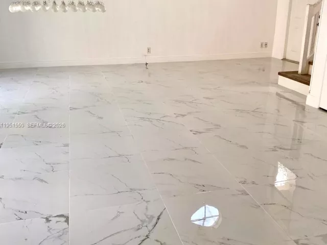 Дом в аренду по адресу 11301 ROCKINGHORSE RD - фото 7233812