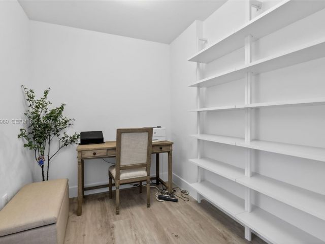 Продажа квартиры #1108 - фото 7214135