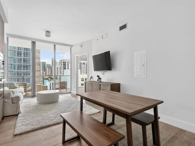 Продажа квартиры #1108 - фото 7214141