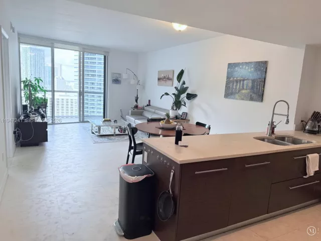 Продажа квартиры #2906 - фото 7228171