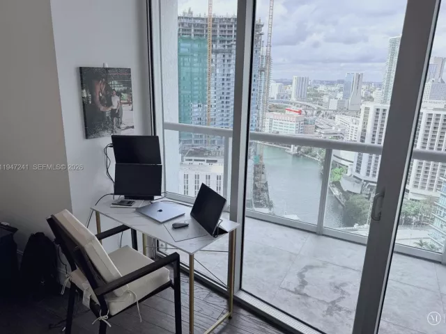 Продажа квартиры #2906 - фото 7228172