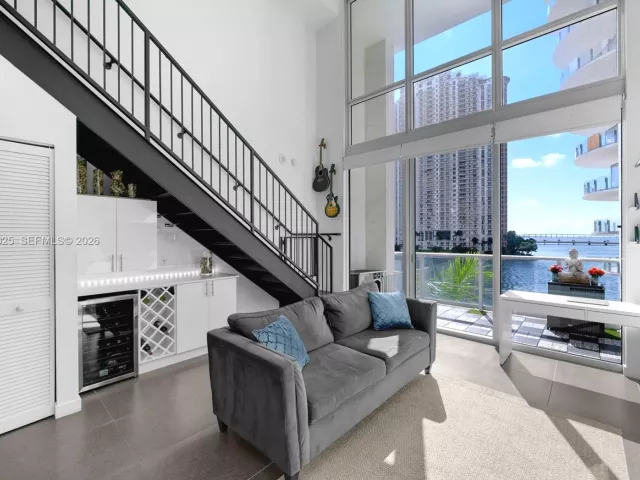 Продажа квартиры #L-410 - фото 7230346