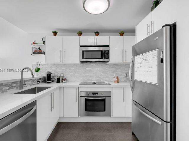 Продажа квартиры #L-410 - фото 7230342