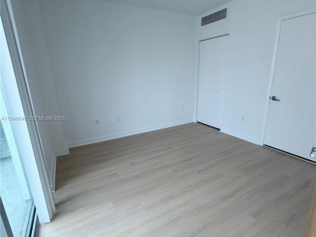 Продажа квартиры #702 - фото 7229855