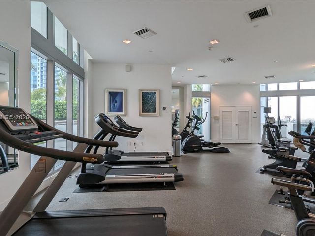 Продажа квартиры #702 - фото 7229858