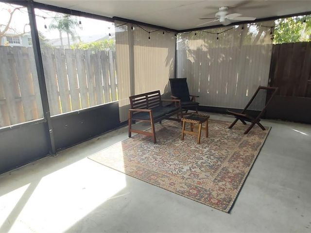 Дом в аренду по адресу 4992 SW 123rd Ter 4992 - фото 7486974