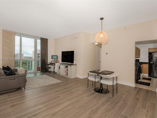 Продажа квартиры #1639 - фото 7466809