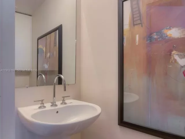 Продажа квартиры #1804 - фото 7239919