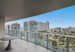 Квартира #5-2404