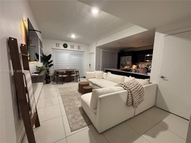 Продажа дома по адресу 25912 SW 139th Ct - фото 7487645