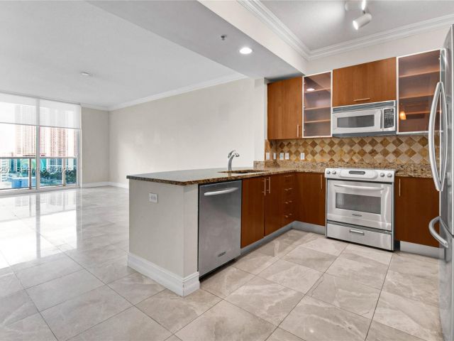 Квартира в аренду номер1410 - фото 7501137