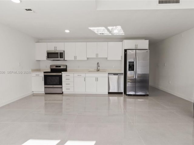 Продажа дома по адресу 14571 SW 261st St - фото 7240975