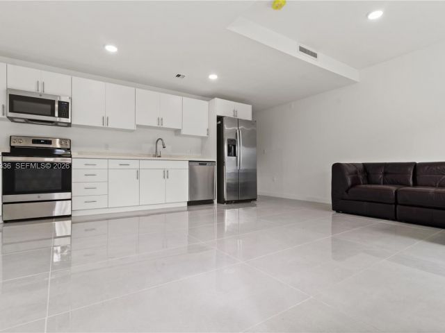 Продажа дома по адресу 14571 SW 261st St - фото 7240982