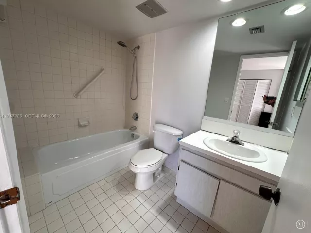 Продажа квартиры #318 - фото 7250018