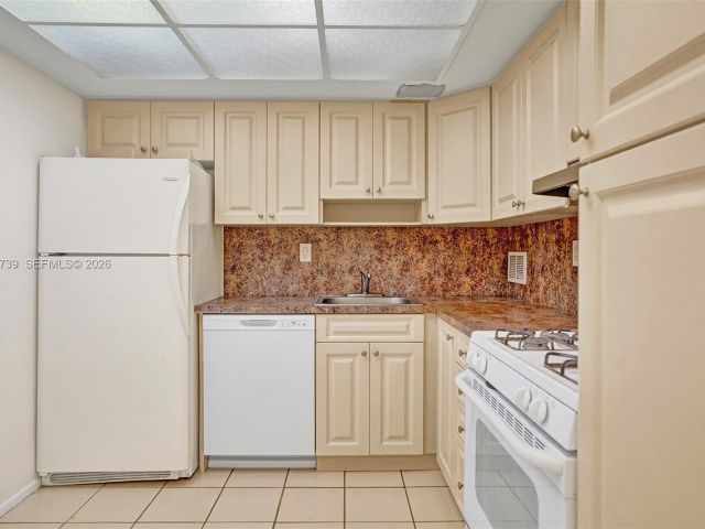 Квартира в аренду номер1909 - фото 7483352