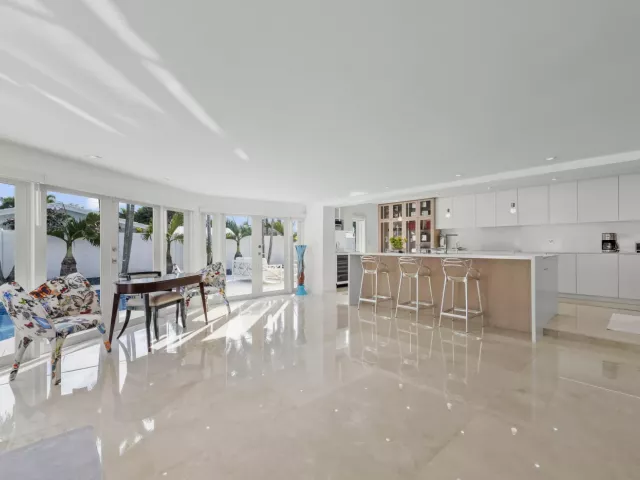 Продажа дома по адресу 838 W Palmetto Park Road - фото 8895193