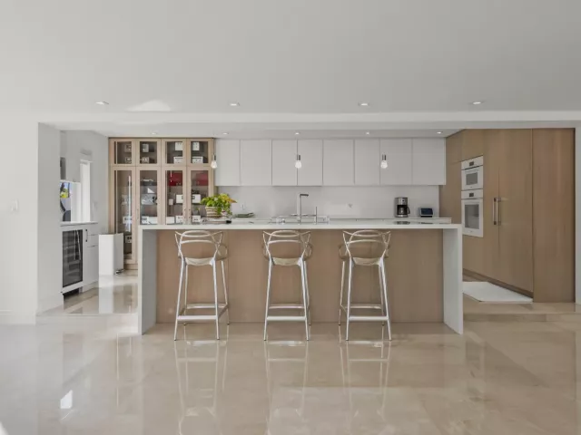 Продажа дома по адресу 838 W Palmetto Park Road - фото 8895196