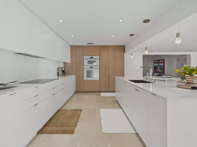 Продажа дома по адресу 838 W Palmetto Park Road - фото 8895197