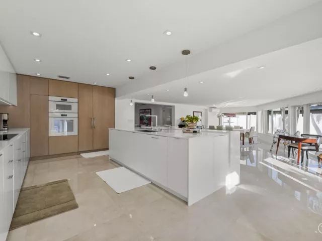 Продажа дома по адресу 838 W Palmetto Park Road - фото 8895198