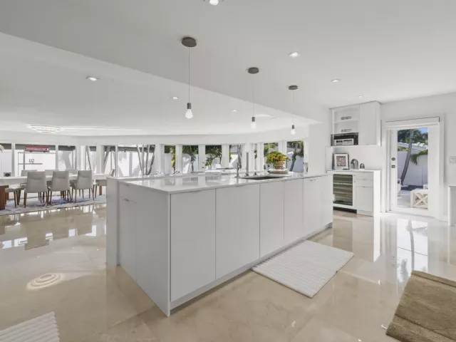 Продажа дома по адресу 838 W Palmetto Park Road - фото 8895199