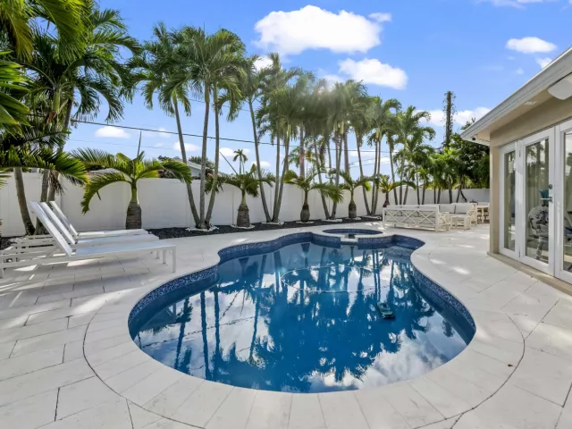Продажа дома по адресу 838 W Palmetto Park Road - фото 8895187
