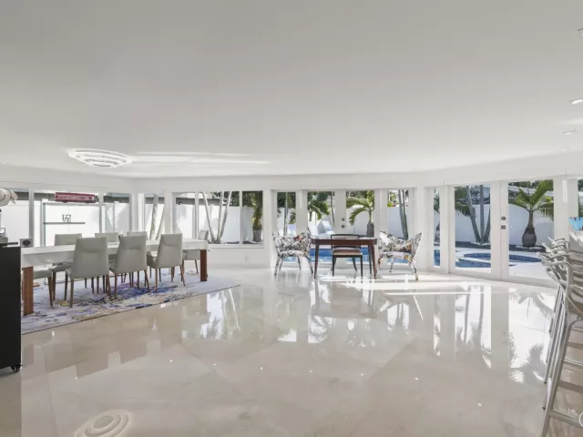 Продажа дома по адресу 838 W Palmetto Park Road - фото 8895191
