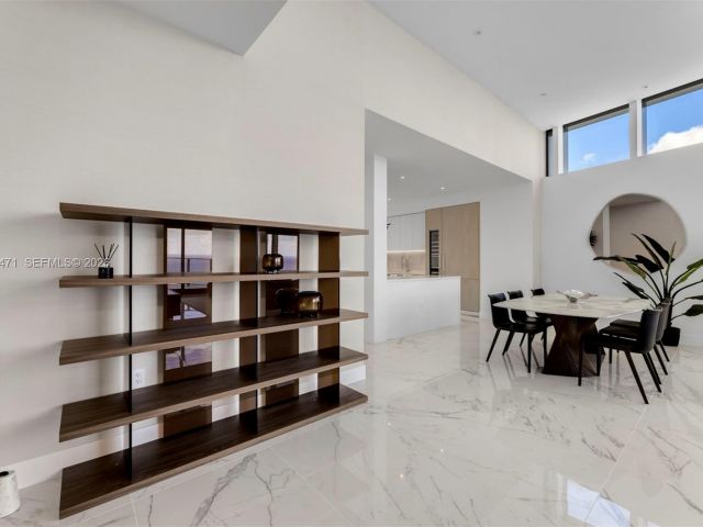 Продажа квартиры #4701 - фото 7291347