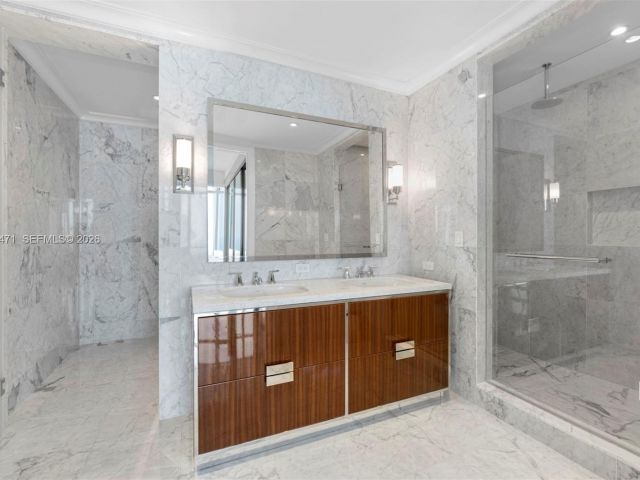 Продажа квартиры #4701 - фото 7291355