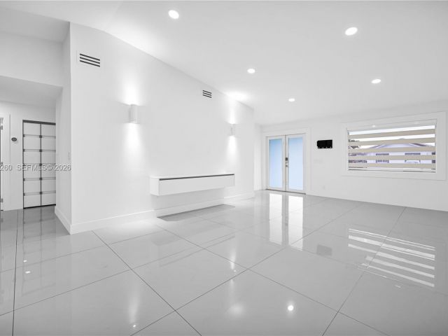 Продажа дома по адресу 13284 SW 39th Street - фото 7439344