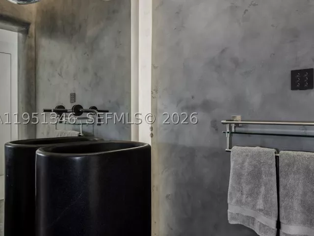 Продажа квартиры #3411 - фото 8974914