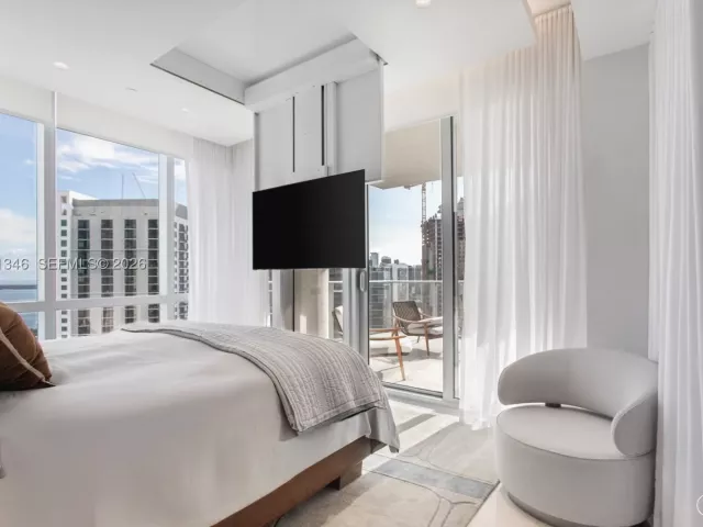 Продажа квартиры #3411 - фото 8974976