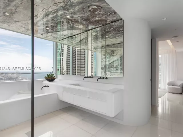Продажа квартиры #3411 - фото 8974980