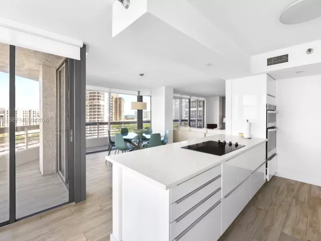 Продажа квартиры #1206 - фото 7247980