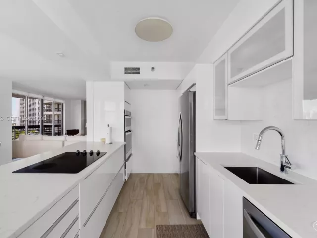 Продажа квартиры #1206 - фото 7247981