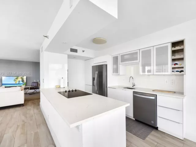 Продажа квартиры #1206 - фото 7247982