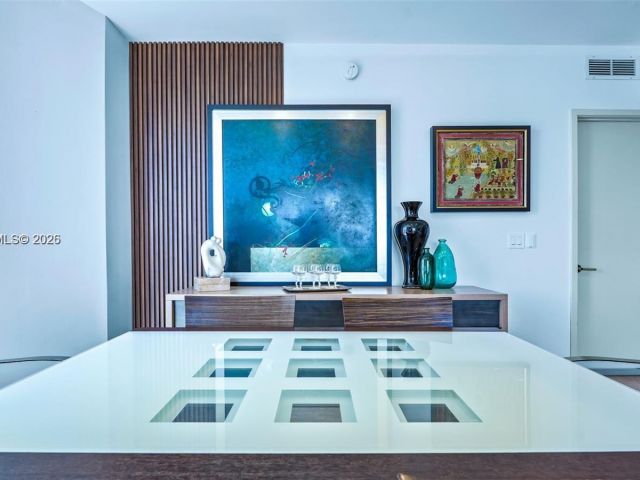 Продажа квартиры #2911 - фото 7266091