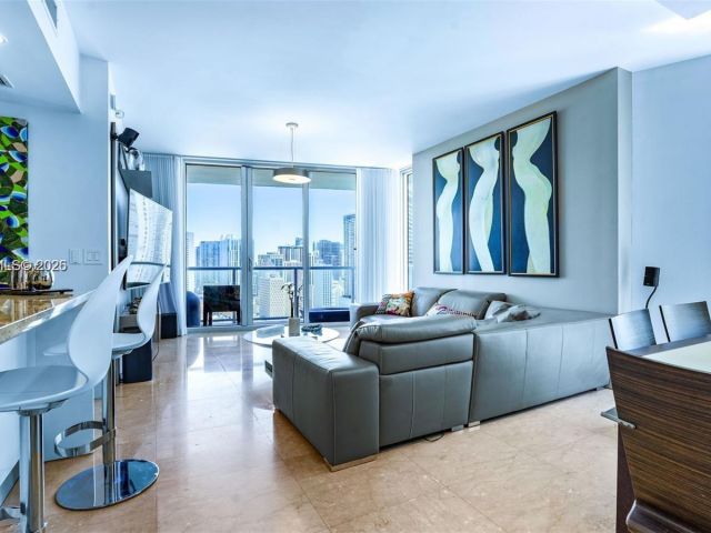 Продажа квартиры #2911 - фото 7266093