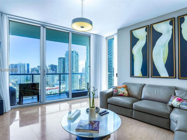 Продажа квартиры #2911 - фото 7266097