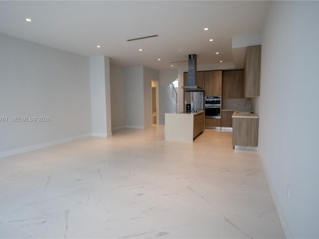 Продажа дома по адресу 3374 Day Ave #B - фото 7439502