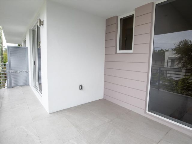 Продажа дома по адресу 3374 Day Ave #B - фото 7439512