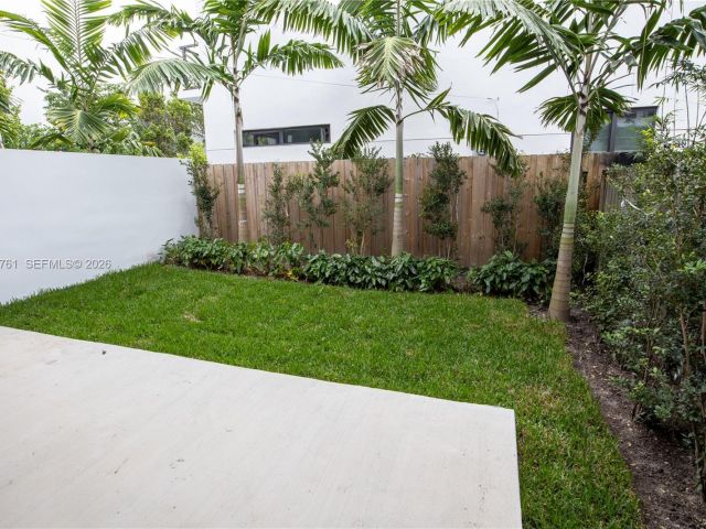 Продажа дома по адресу 3374 Day Ave #B - фото 7439516