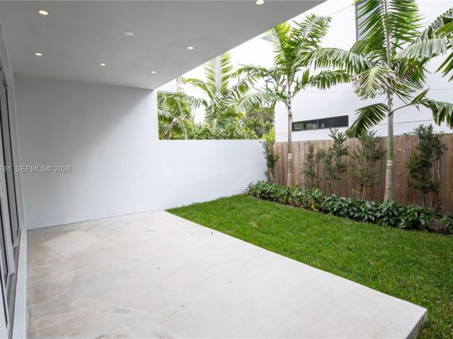 Продажа дома по адресу 3374 Day Ave #B - фото 7439517