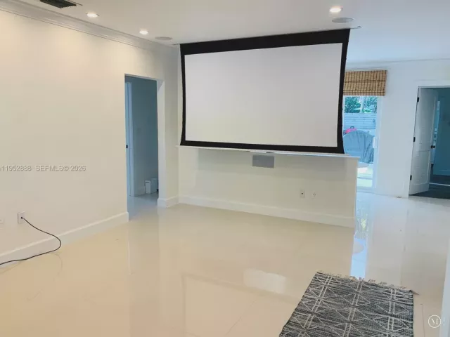 Дом в аренду по адресу 4218 Braganza Ave 4218 - фото 7273302