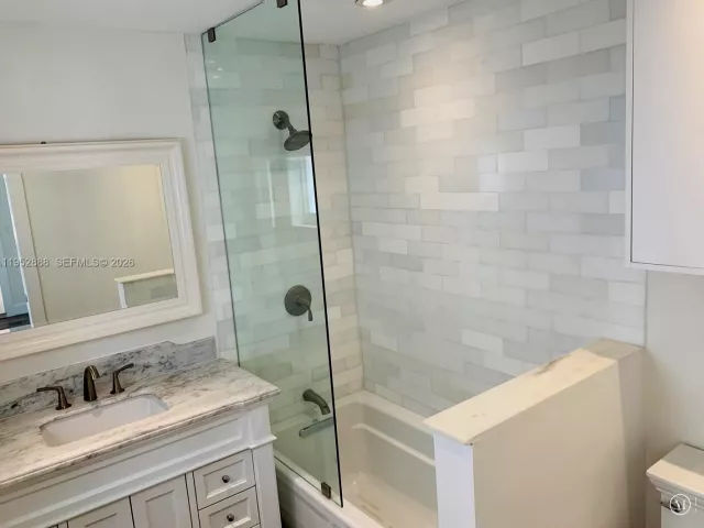 Дом в аренду по адресу 4218 Braganza Ave 4218 - фото 7273291