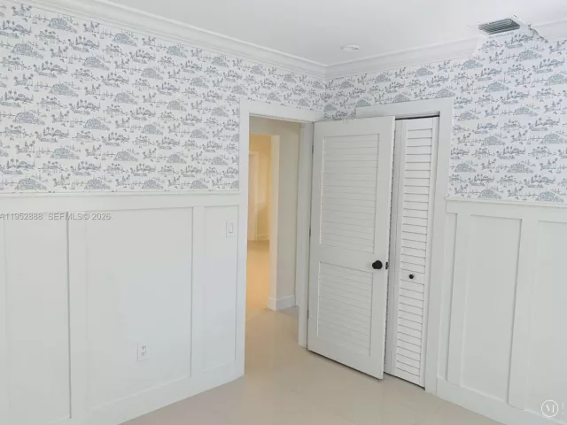 Дом в аренду по адресу 4218 Braganza Ave 4218 - фото 7273296