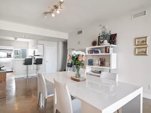 Продажа квартиры #1704 - фото 7260869